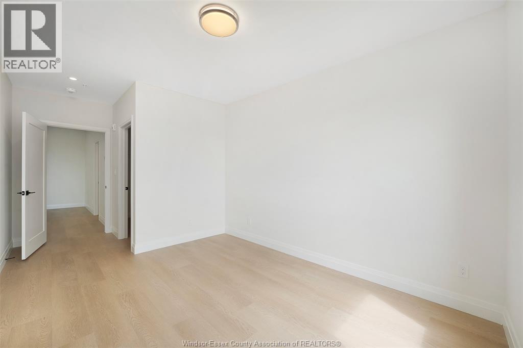 4300 Laurier Parkway — photo 27
