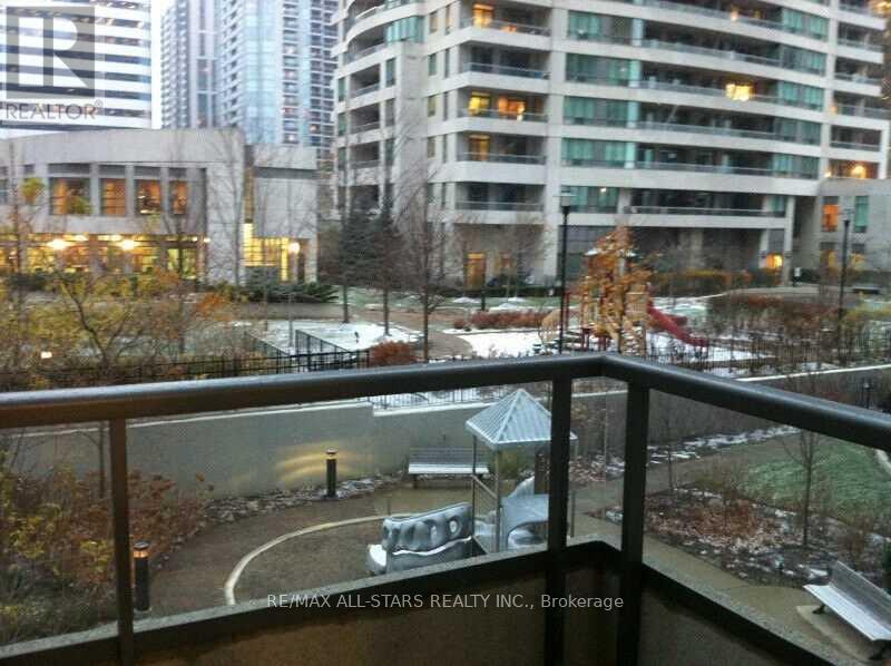 Photo of 35 Hollywood Avenue