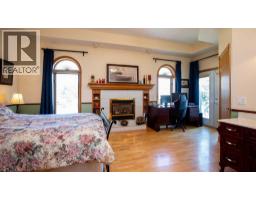 4pc Bathroom - 29215 Township Road 3-0, Rural Pincher Creek No  9, M D  Of, AB T0K1W0 Photo 14