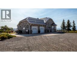 29215 Township Road 3-0, Rural Pincher Creek No  9, M D  Of, AB T0K1W0 Photo 24