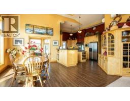 Dining room - 29215 Township Road 3-0, Rural Pincher Creek No  9, M D  Of, AB T0K1W0 Photo 6