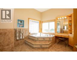 Sunroom - 29215 Township Road 3-0, Rural Pincher Creek No  9, M D  Of, AB T0K1W0 Photo 12
