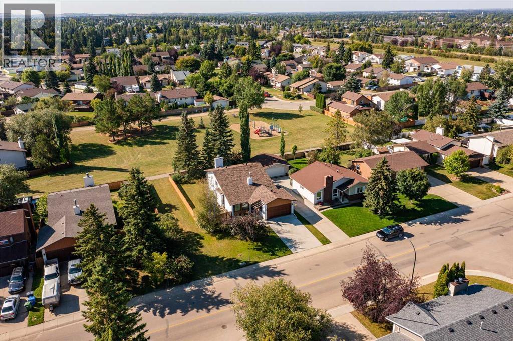 Listing photo – 9 Rollis Street, Red Deer