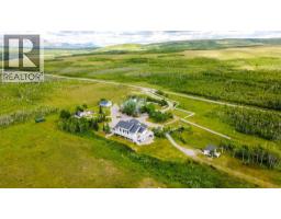 29215 Township Road 3-0, Rural Pincher Creek No  9, M D  Of, AB T0K1W0 Photo 37