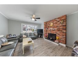 13111 73a Avenue, Surrey, BC V3W2R8 Photo 17