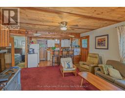1063 Dickie Lake Road, Lake Of Bays, ON P0B1A0 Photo 17