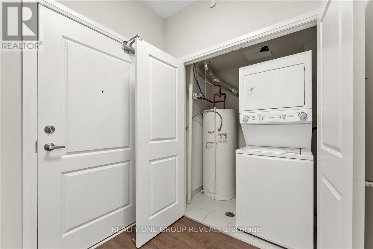 #111 65 SHIPWAY AVENUE - 31