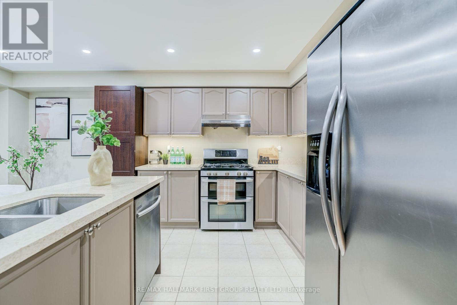 6 TANSLEY CRESCENT - 10