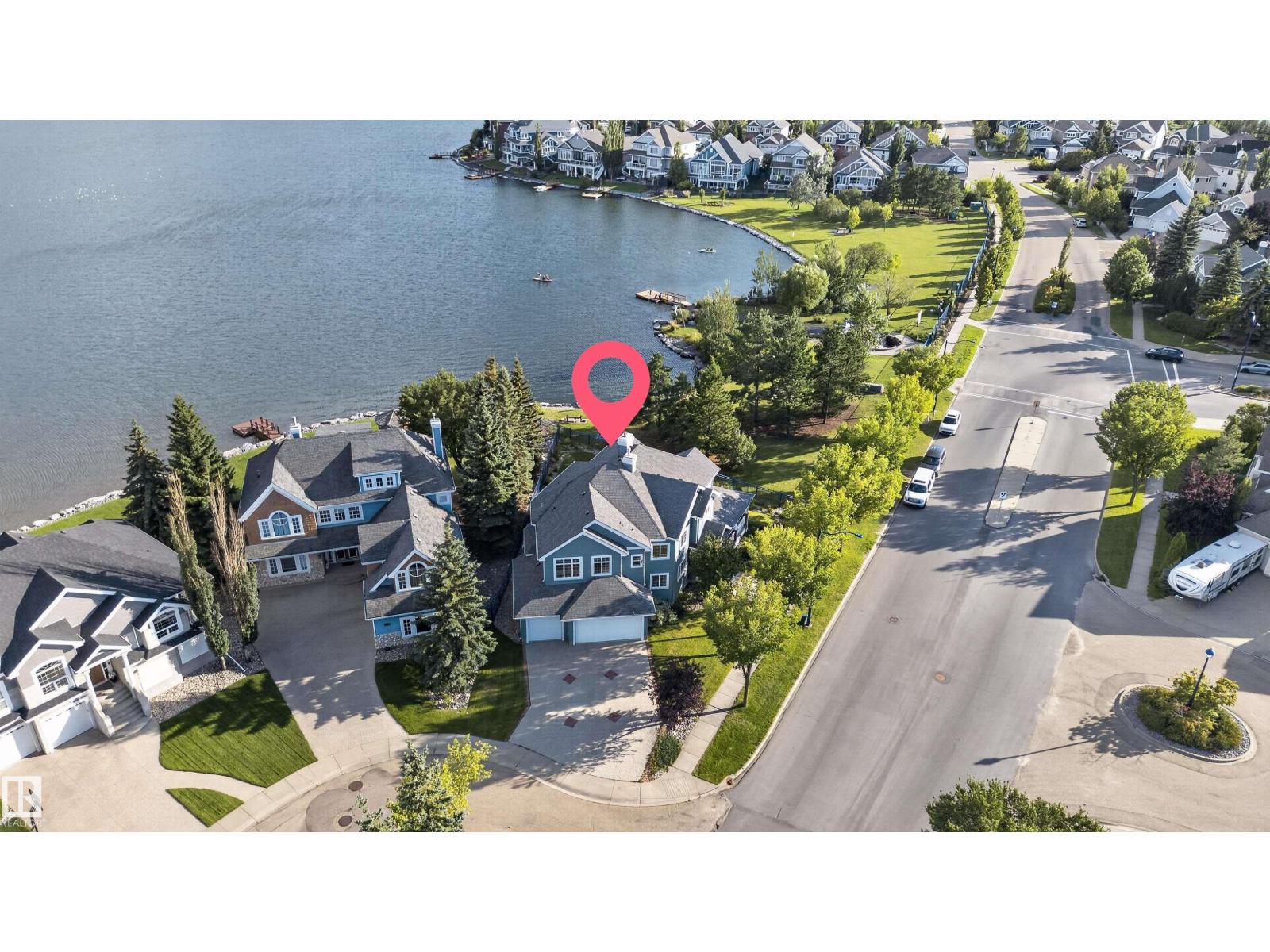 1251 SUMMERSIDE DR SW, Edmonton, Alberta, T6X1B1