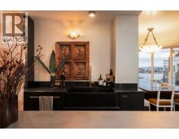 844 203 Kimta Rd, Victoria, BC V9A6T5 Photo 15