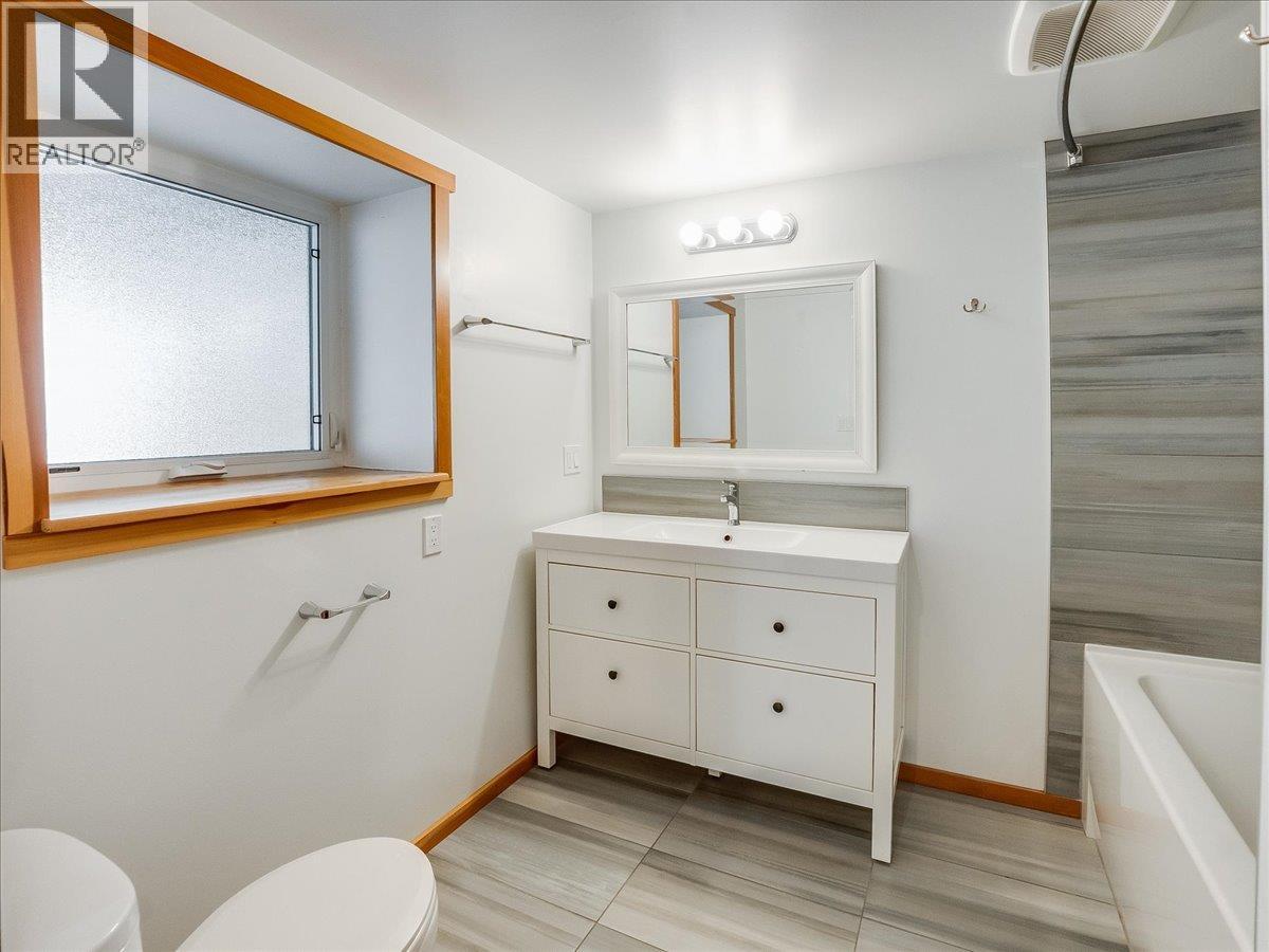 603 DELBRUCK Street - Image 35