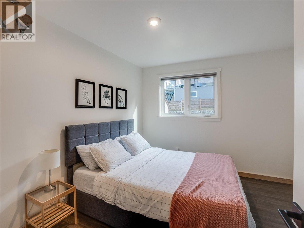 603 DELBRUCK Street - 18