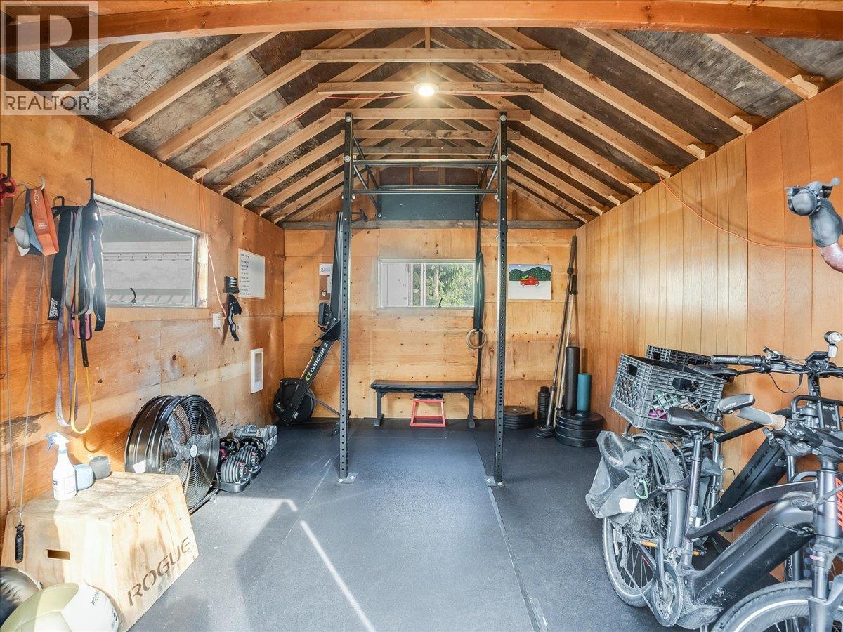 603 DELBRUCK Street - Image 24