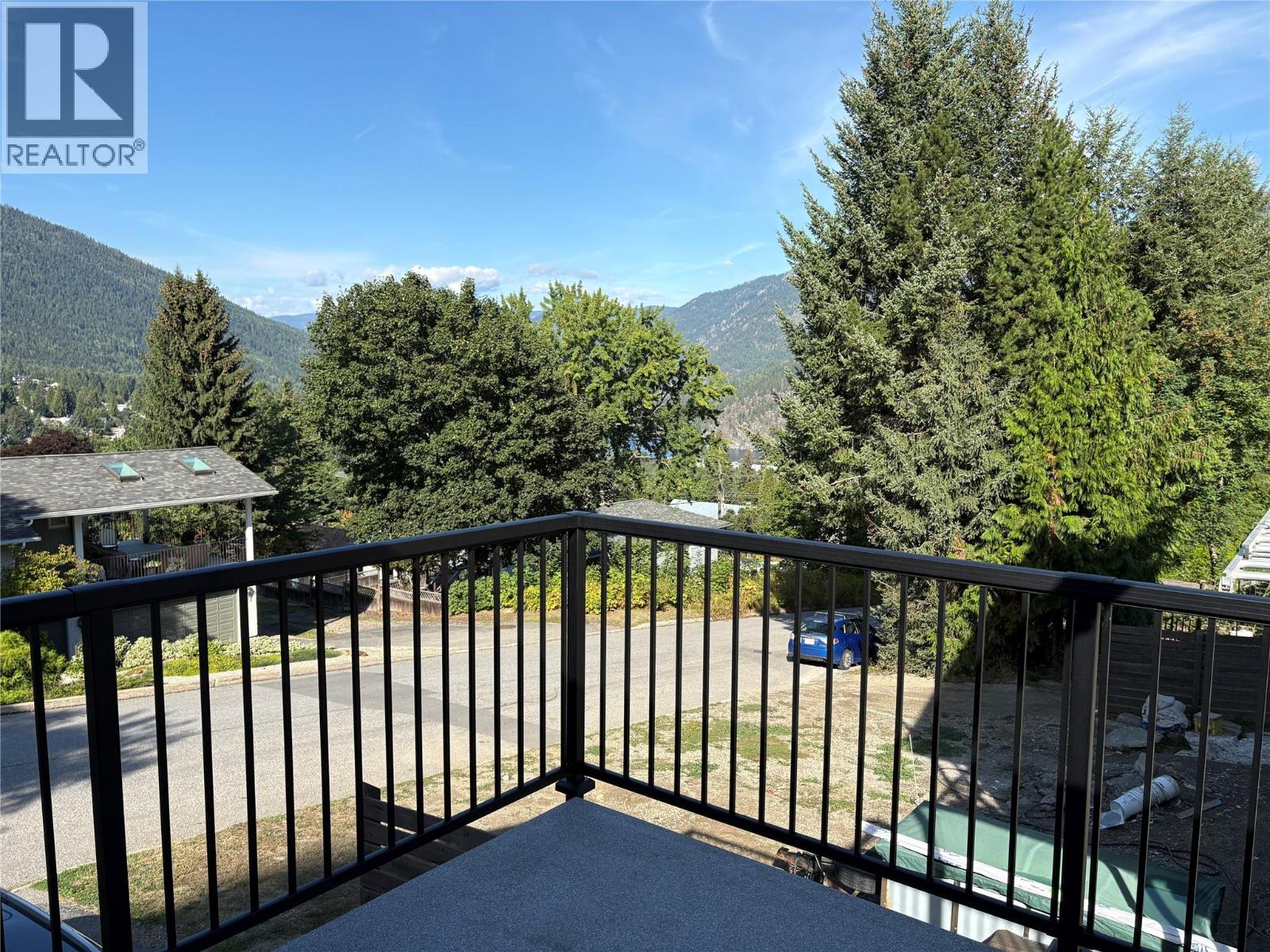 603 DELBRUCK Street - Image 12