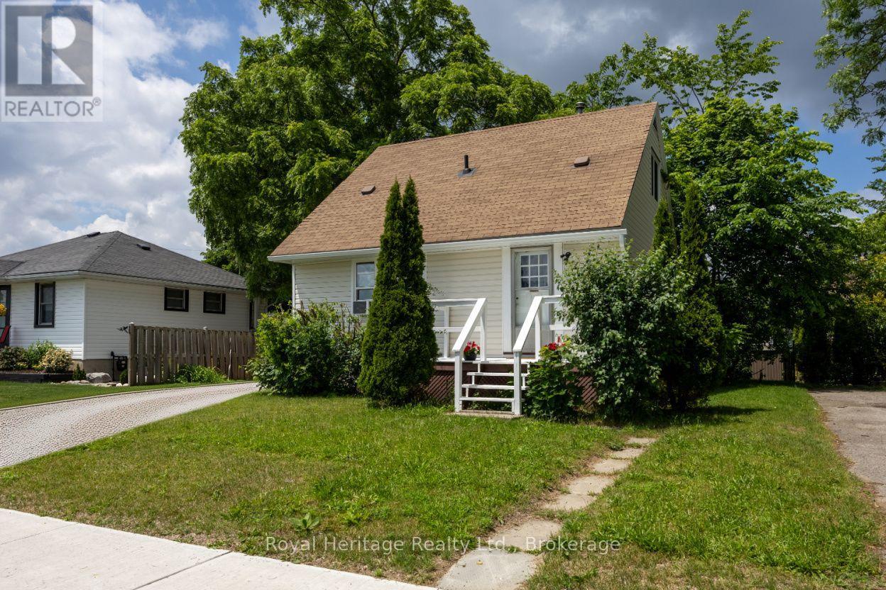 722 GILLESPIE AVENUE - 3