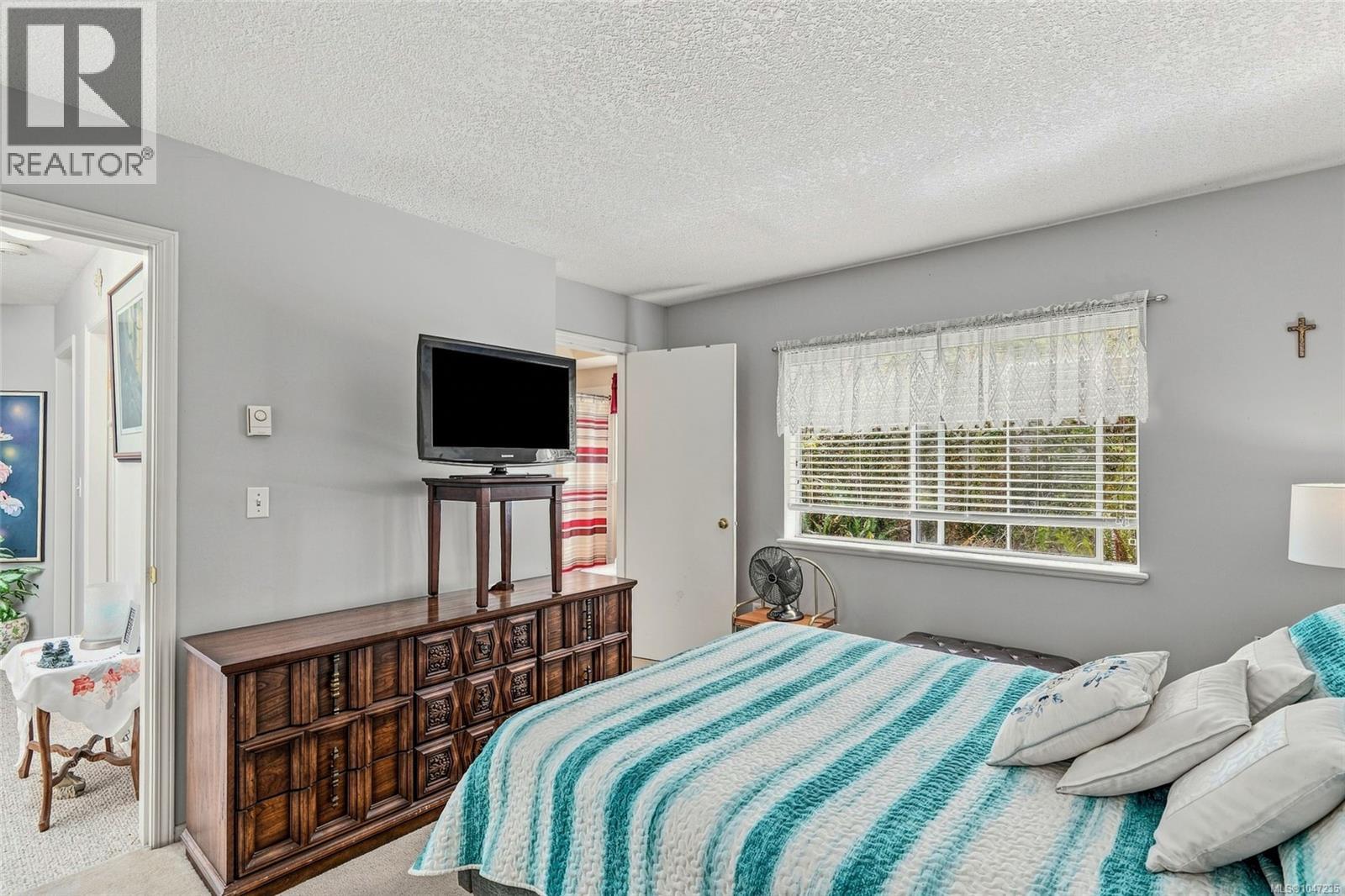 977 Highview Terr - Image 27