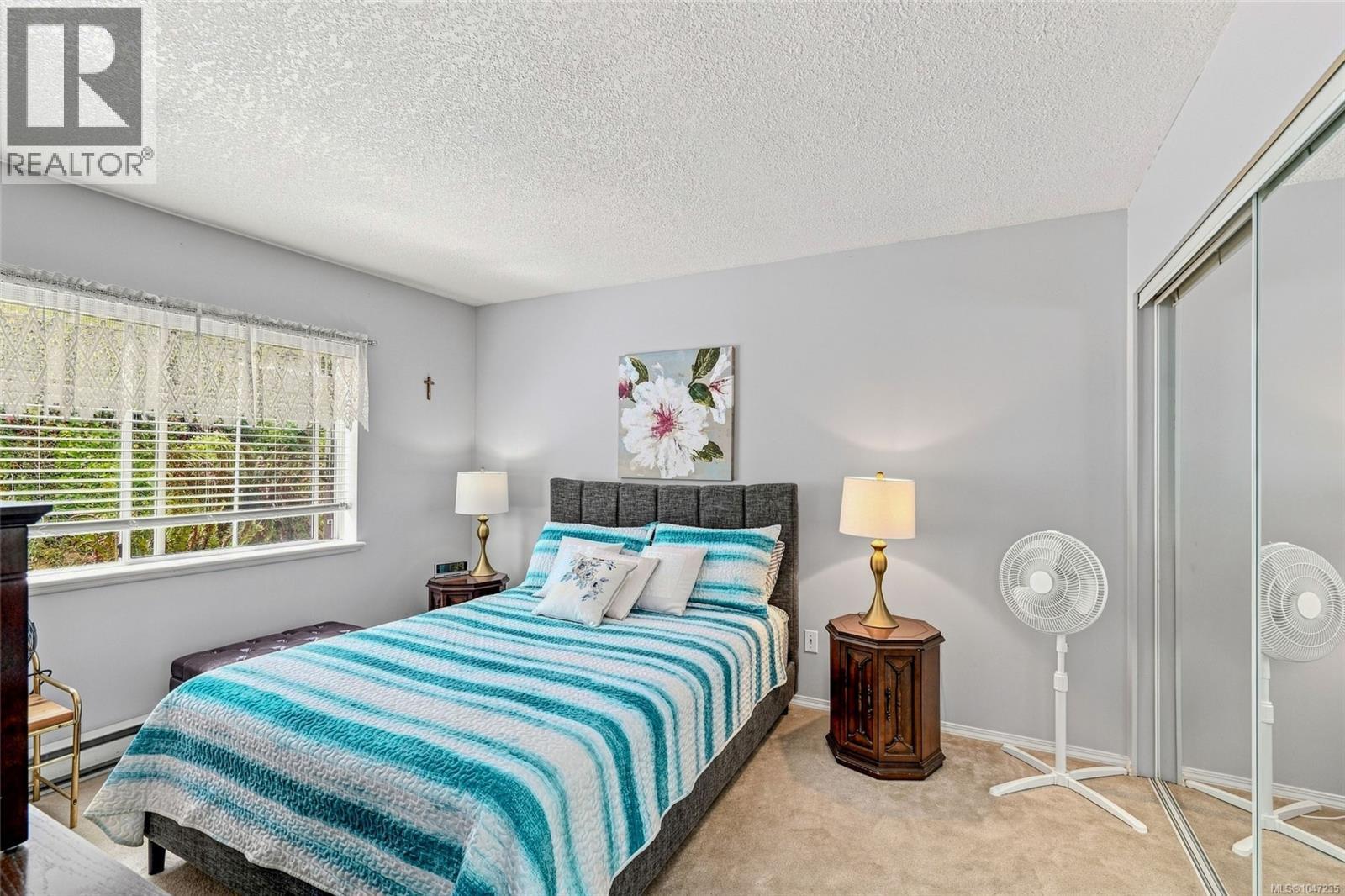 977 Highview Terr - Image 28