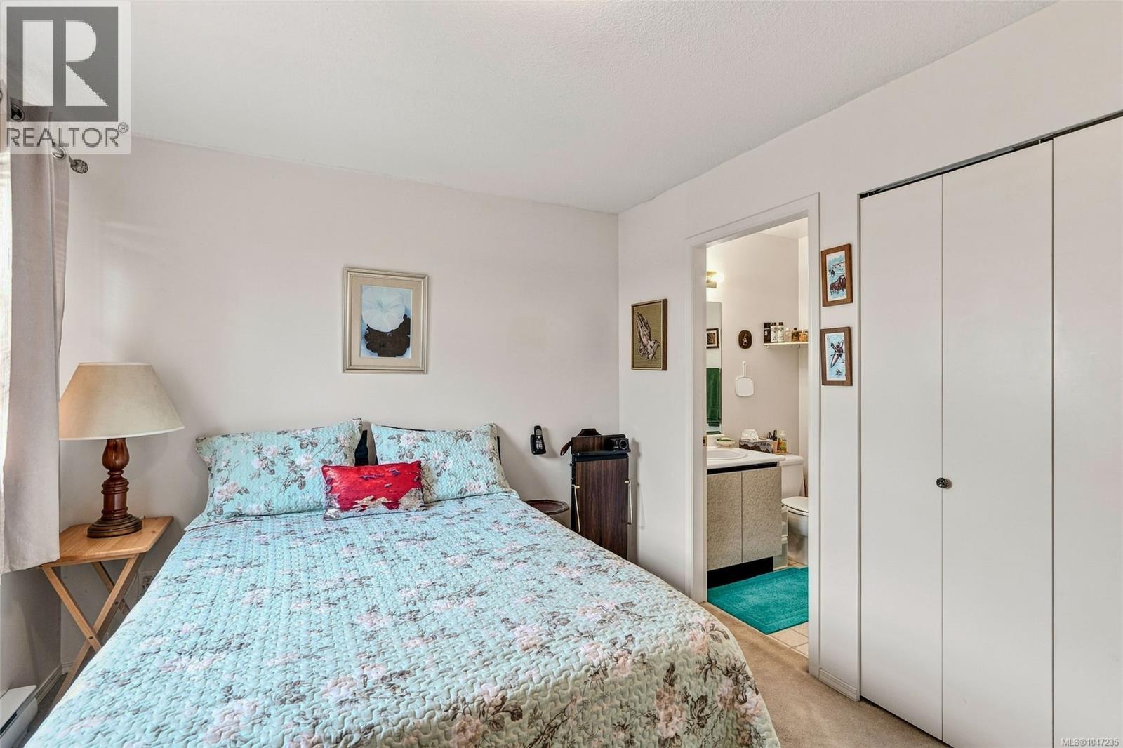 977 Highview Terr - Image 34