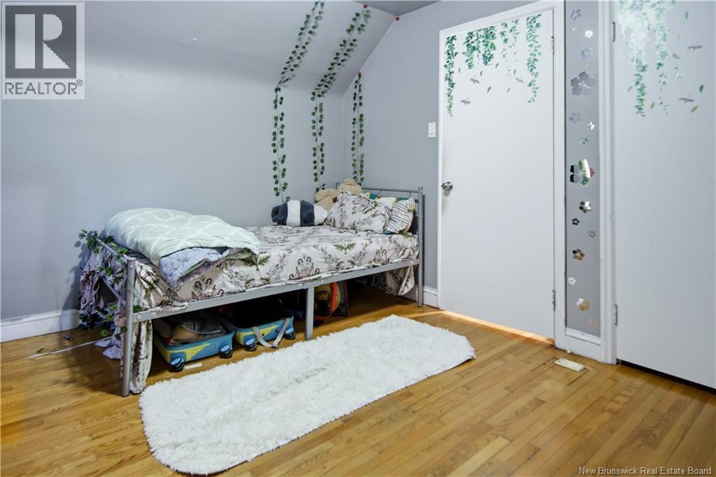173 Maple Street - 23