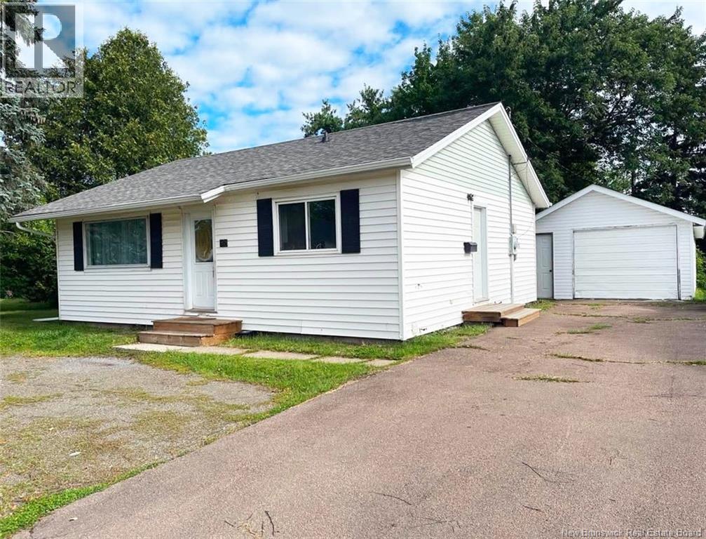 97 Leeside Drive - 1