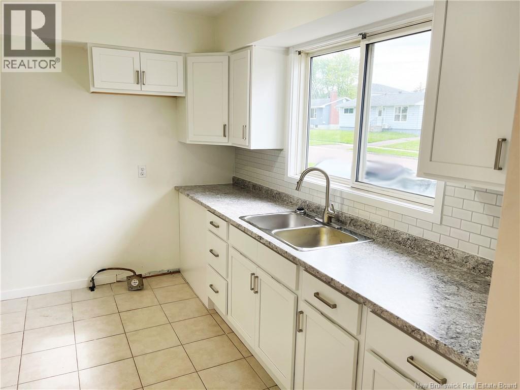 97 Leeside Drive - 4