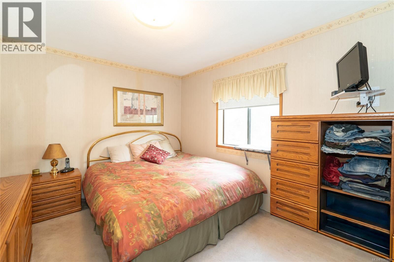 477 Swinford St - Image 11