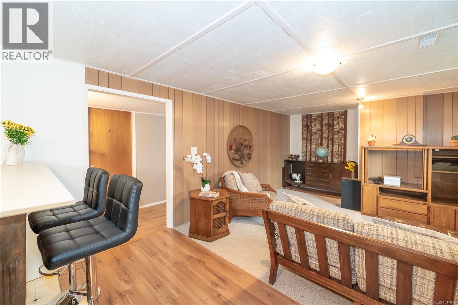 477 Swinford St - 19