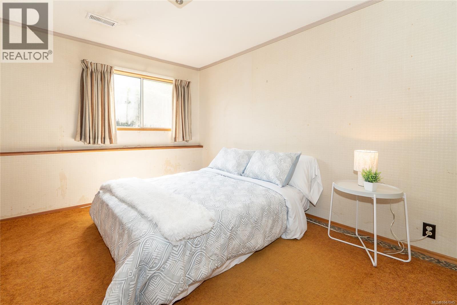 477 Swinford St - 21