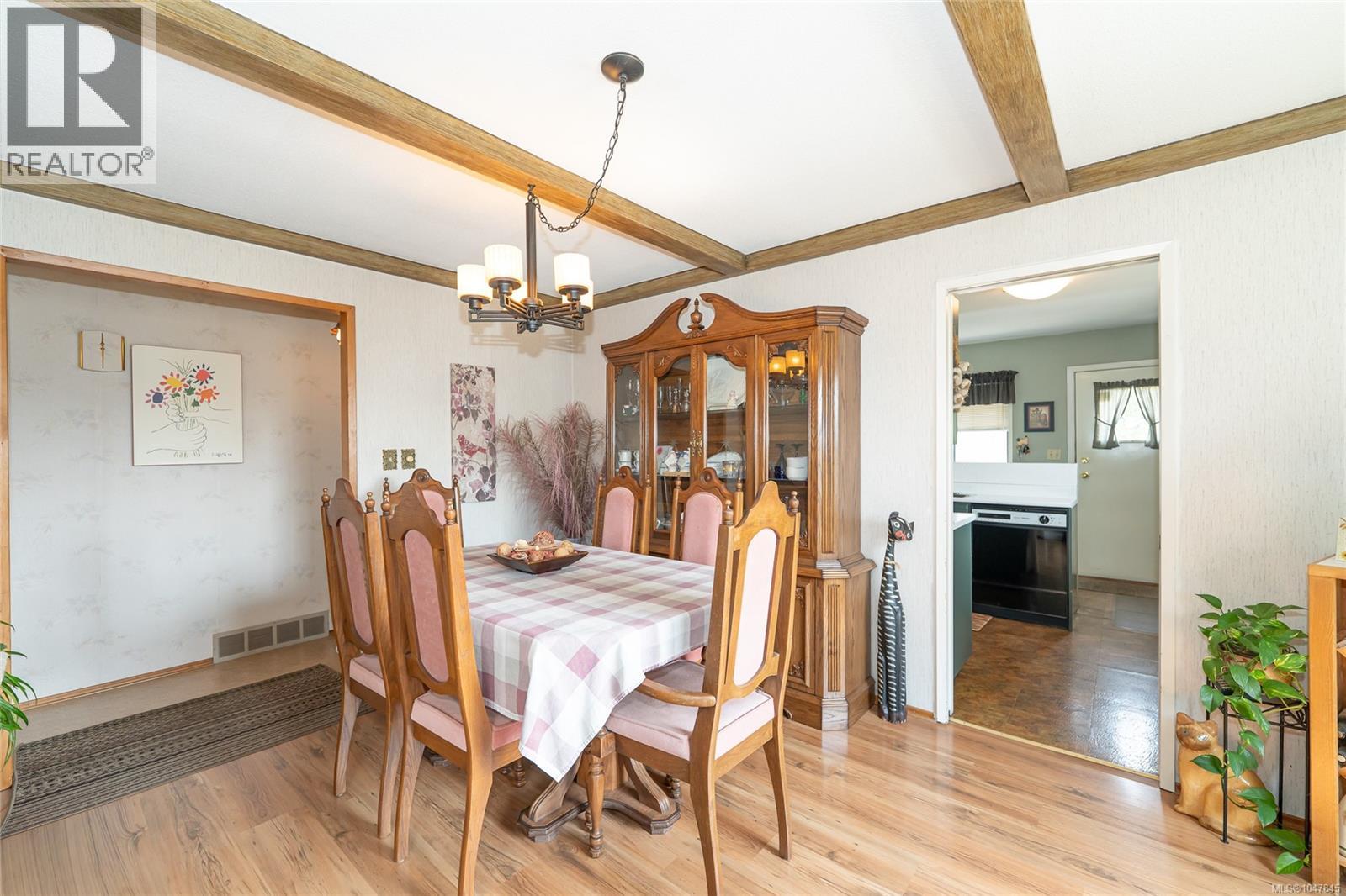 477 Swinford St - Image 5