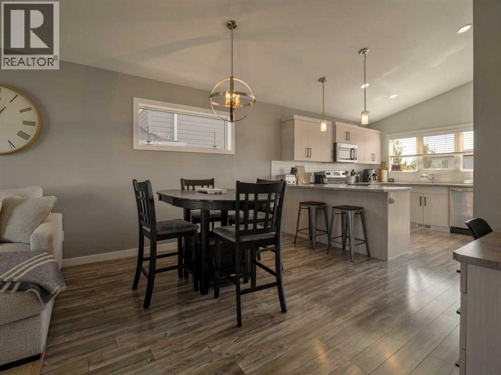 333 Crocus Terrace W - Image 11