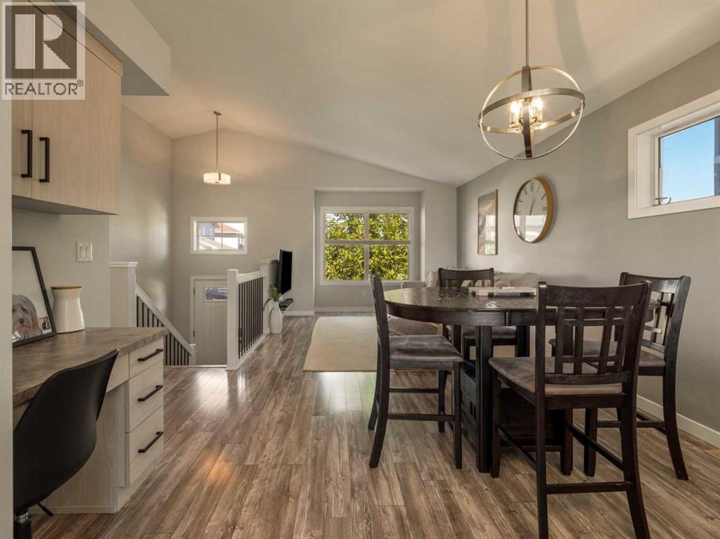 333 Crocus Terrace W - 18