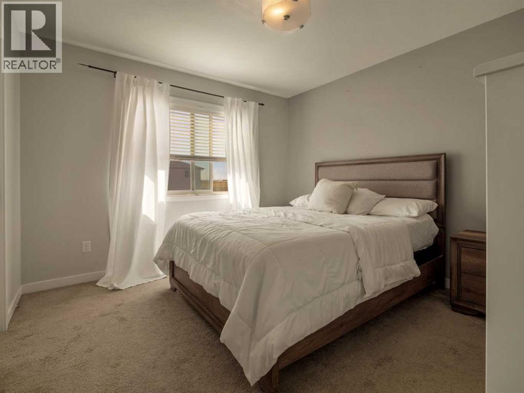 333 Crocus Terrace W - 25