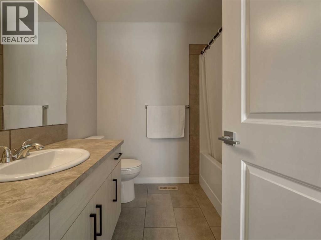 333 Crocus Terrace W - Image 28