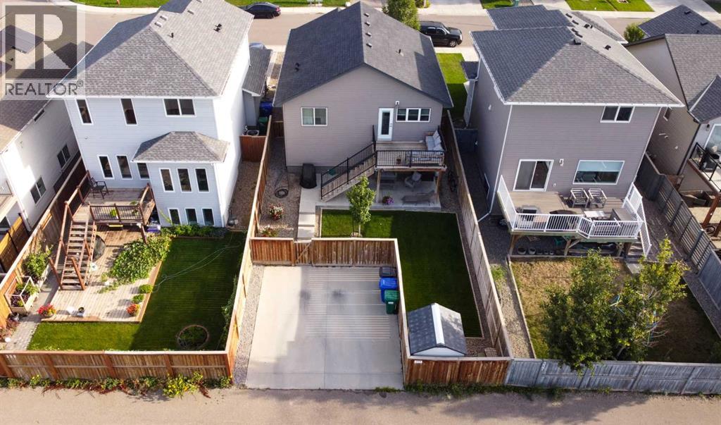 333 Crocus Terrace W - 45
