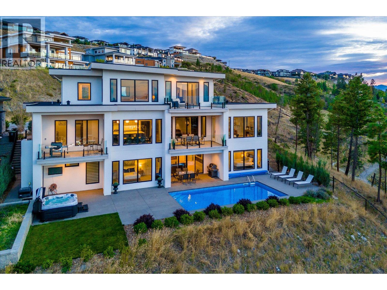 980 Ledgeview Court - 2