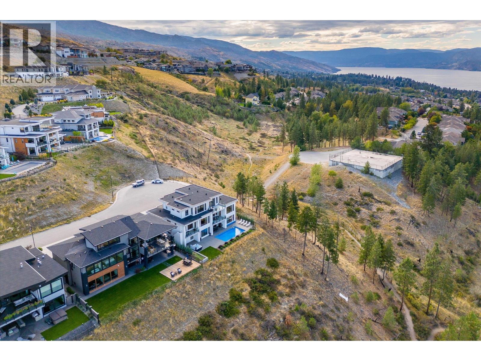 980 Ledgeview Court - 66