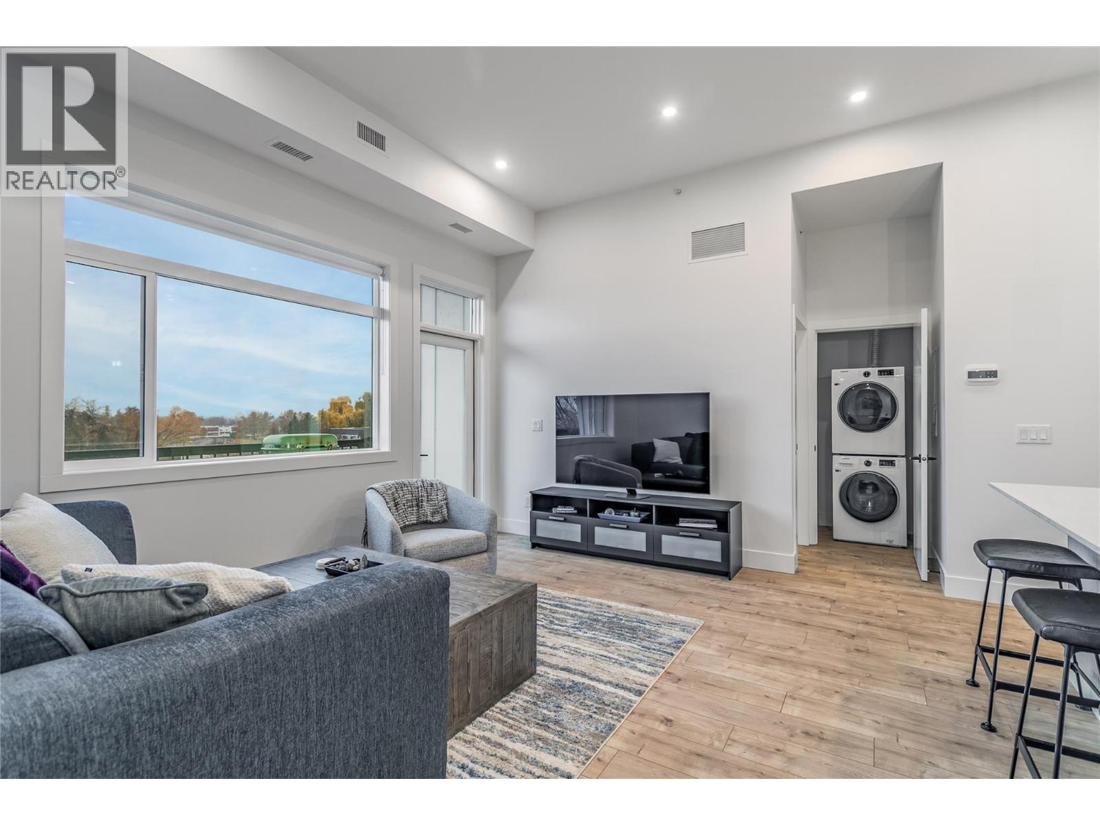 #507 1220 Pacific Avenue - Image 4