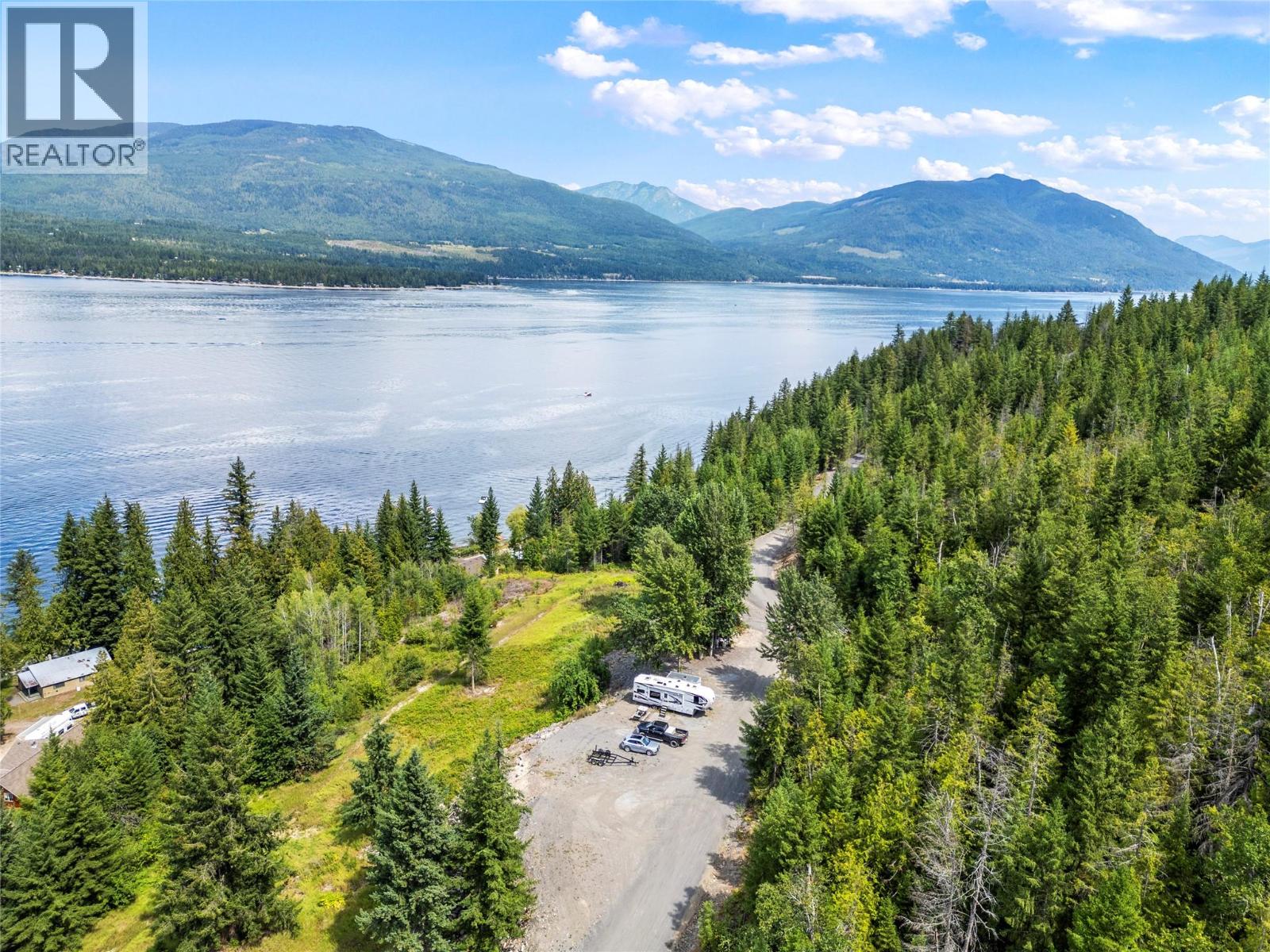  3560 Eagle Bay Road, Blind Bay