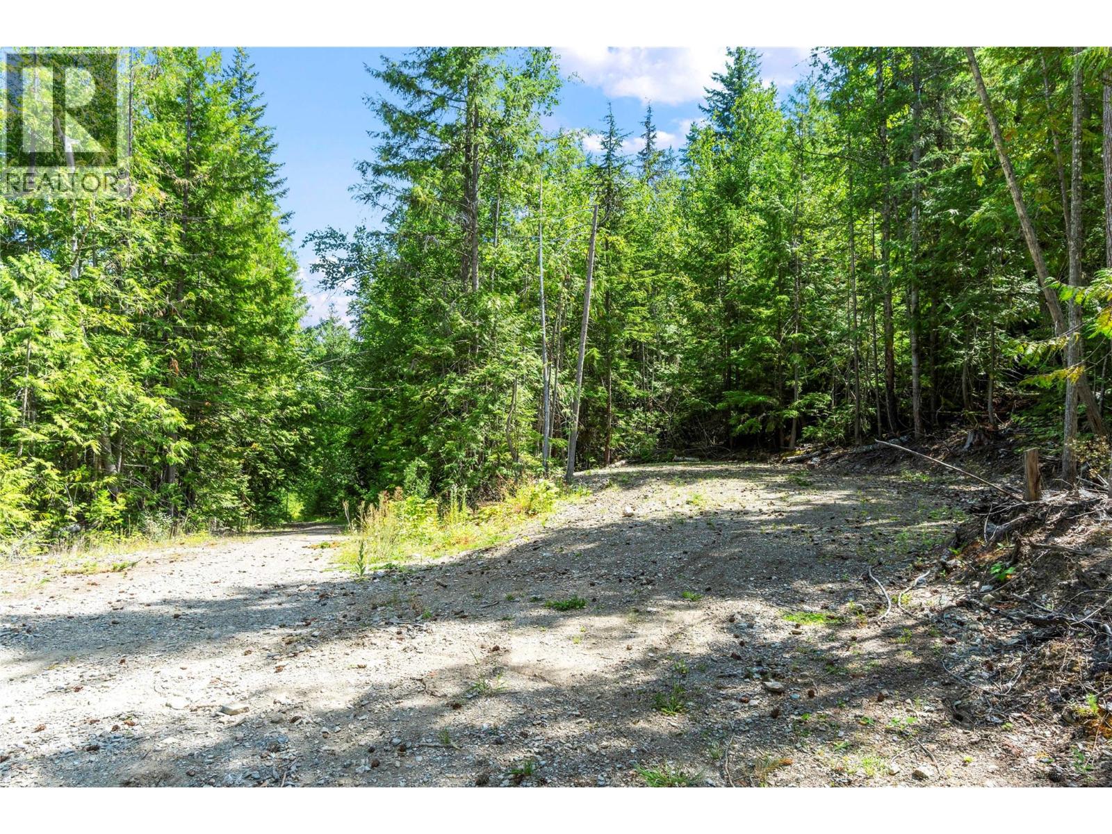  3560 Eagle Bay Road, Blind Bay