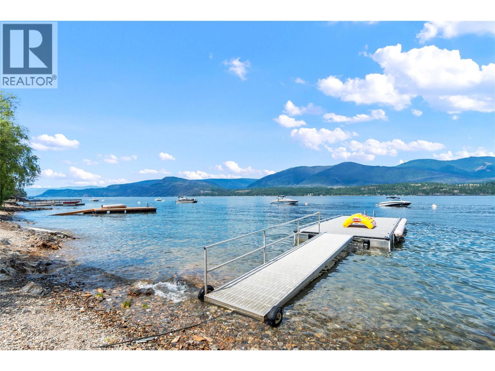  3560 Eagle Bay Road, Blind Bay