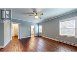 6 Sugar Pine Crescent thumbnail 14