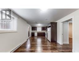 6 Sugar Pine Crescent thumbnail 27