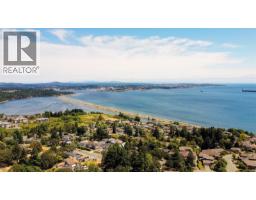 212 3564 A Ryder Hesjedal Way, Colwood, BC V9C0V3 Photo 34