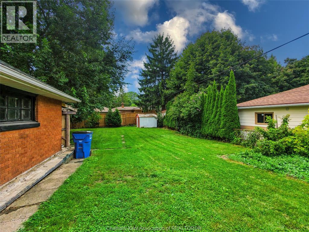 28 Woodland AVENUE - 23