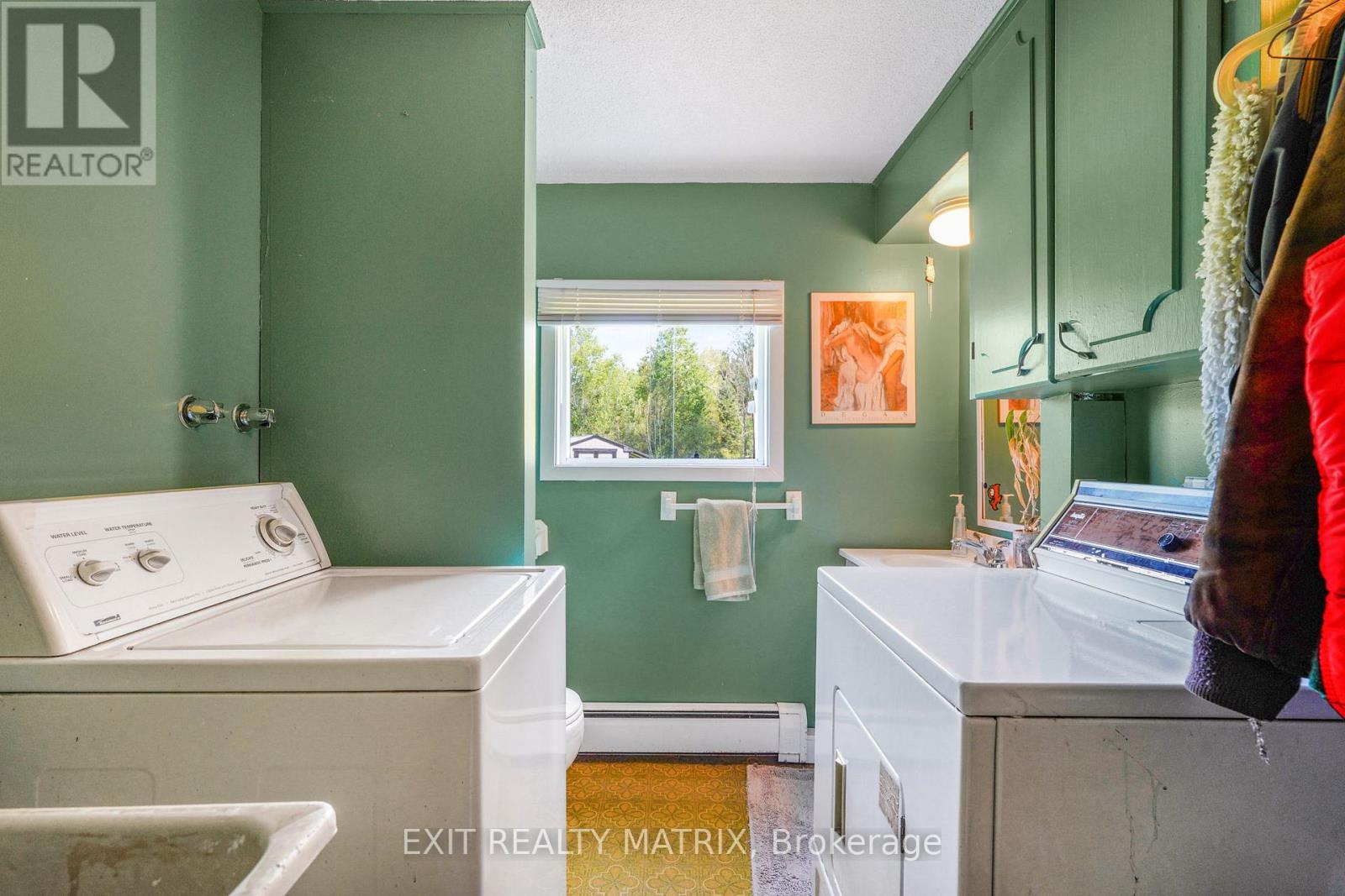 6416 SAUMURE ROAD - Image 19