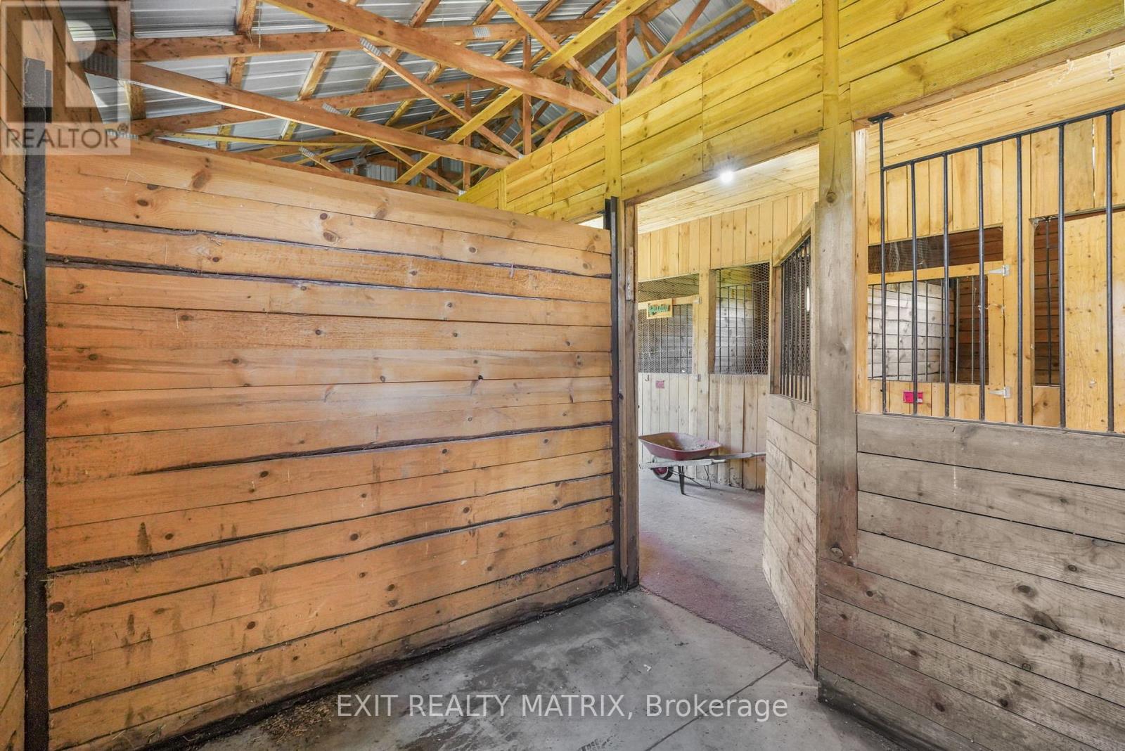 6416 SAUMURE ROAD - 32