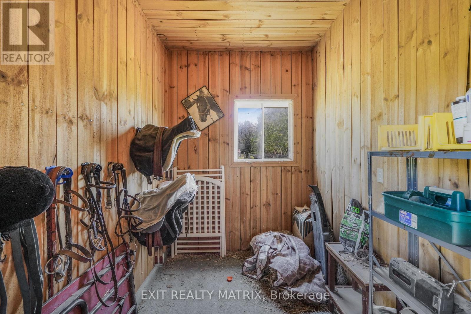 6416 SAUMURE ROAD - 33