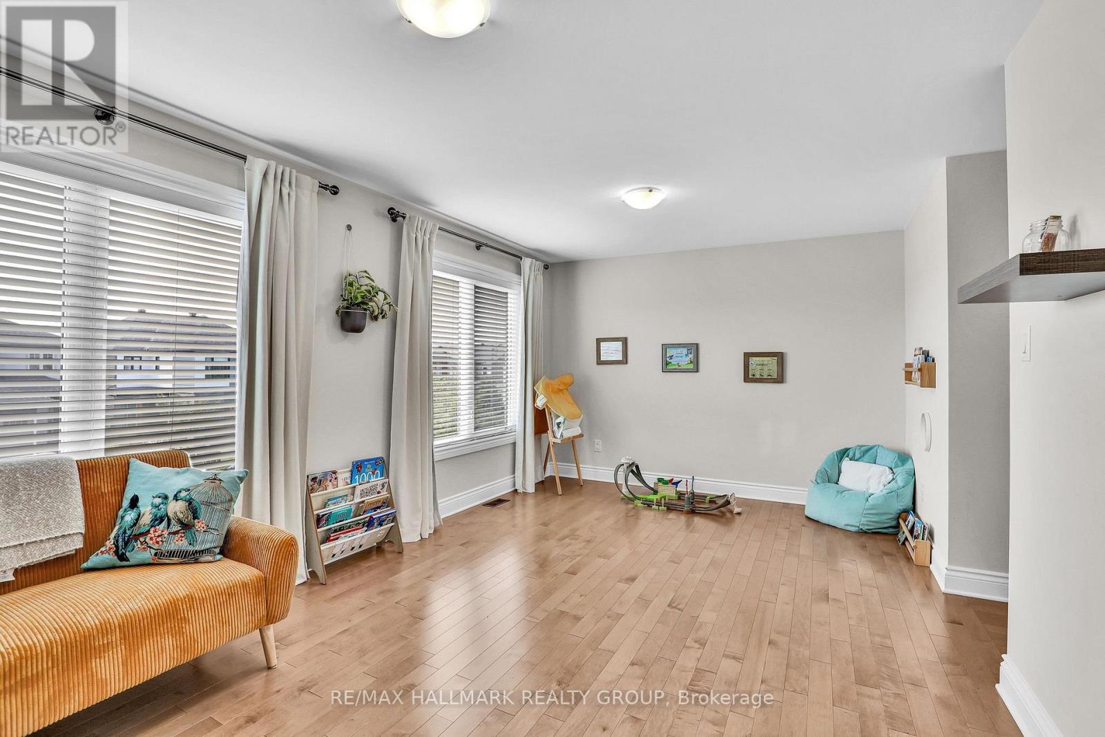 58 ZAATIIK GROVE - Image 21