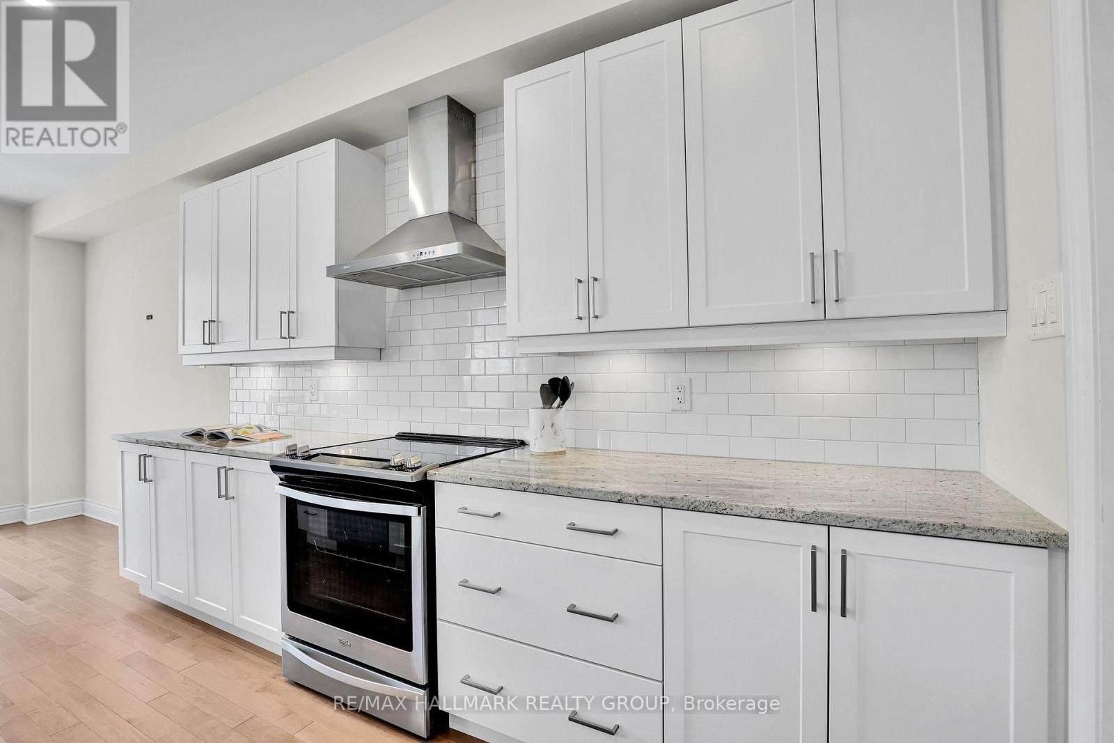 58 ZAATIIK GROVE - 9