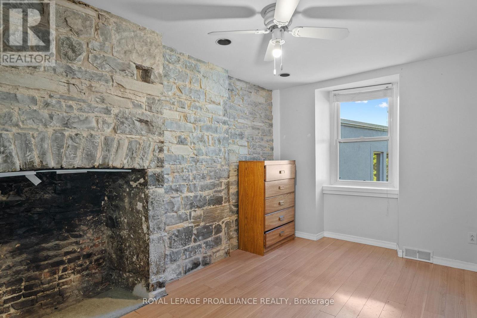 10 RIDEAU STREET - 20
